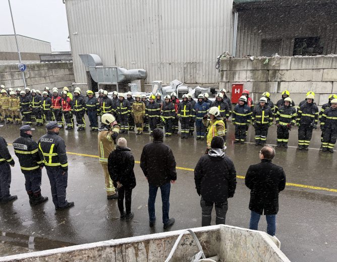 Gasilska vaja GPO Ptuj in vaja članic OGZ Ptuj